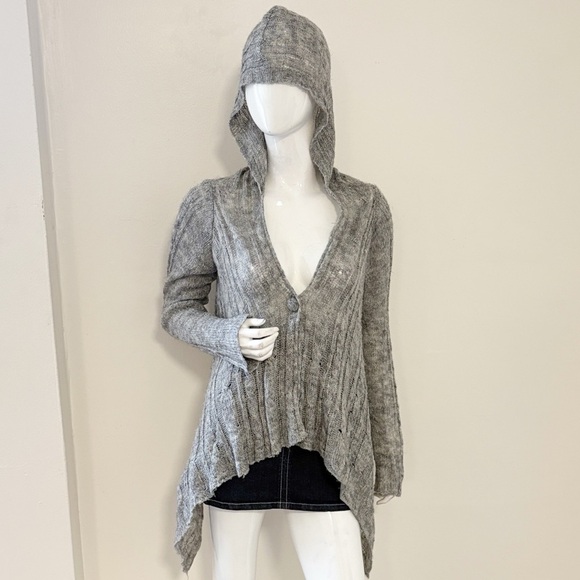 Charlotte Russe Sweaters - Y2K Charlotte Russe Gray Knit Sweater Hooded Cardigan w Asymmetrical Hem